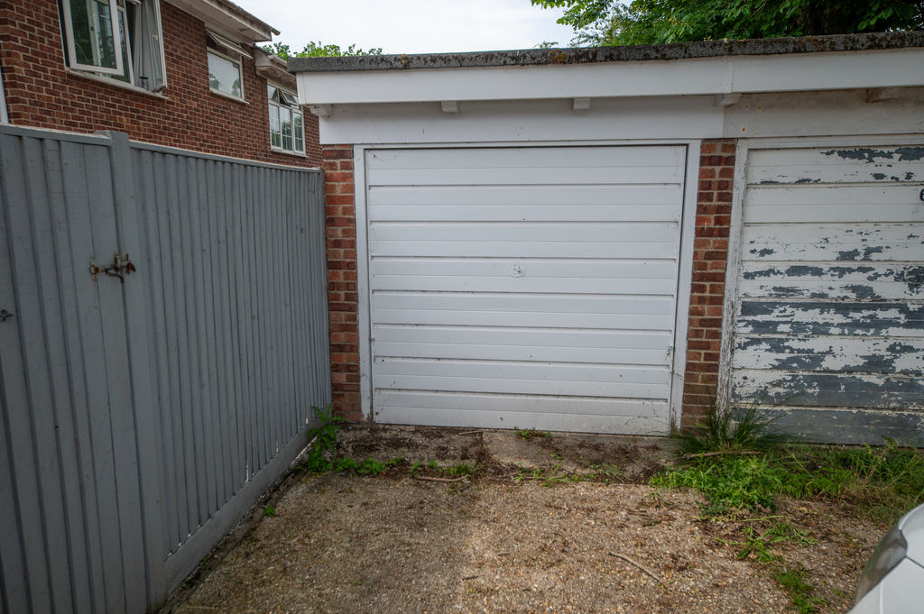 Freshfield Gardens